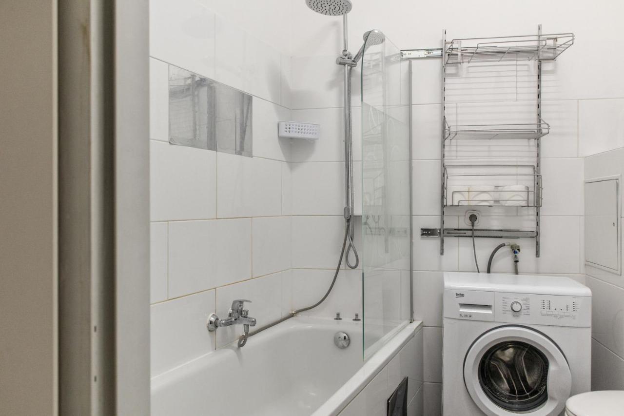 Joyful 2Br Apt. @ Millenium Tower And The Danube Vienna Esterno foto